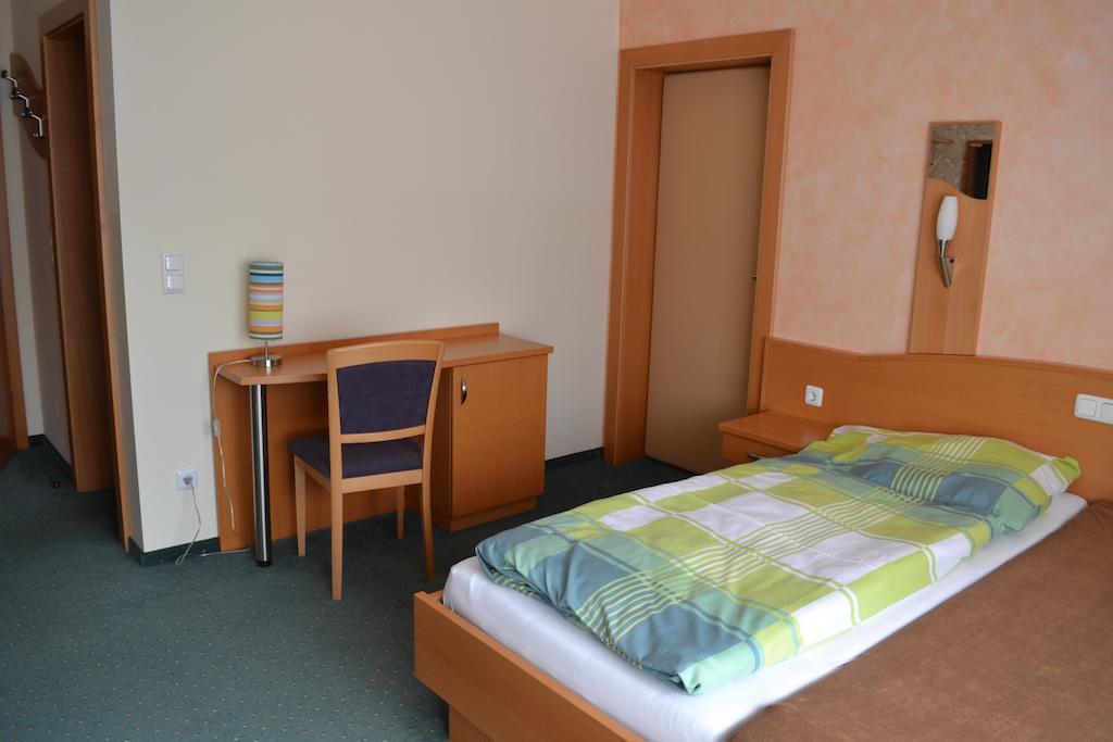 Gasthof S'Schatzkastl Ardagger Markt Habitación foto